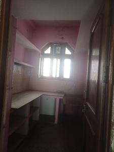 Kitchen Image of 1100 Sq.ft 3 BHK Builder Floor for rent in Indira Nagar Lucknow for Rs. 15000