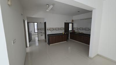 Kitchen Image of 788 Sq.ft 3 BHK Apartment / Flat for rent in Gandhi Vraj Residency, Gota Ahmedabad for Rs. 27500