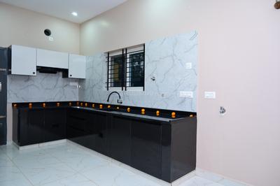 Kitchen Image of 900 Sq.ft 2 BHK Apartment / Flat for rent in Siddhartha Layout Mysore for Rs. 27000