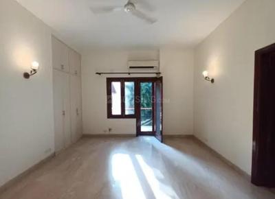 Bedroom Image of 7200 Sq.ft 4 BHK Builder Floor for rent in Panchsheel Park New Delhi for Rs. 450000