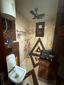 Bathroom Image of 2900 Sq.ft 5 BHK Duplex for sale in Anand Vihar New Delhi for Rs. 50000000