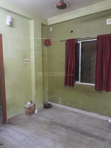 Bedroom Image of 350 Sq.ft 1 BHK Apartment / Flat for rent in Lake Gardens Kolkata for Rs. 7500