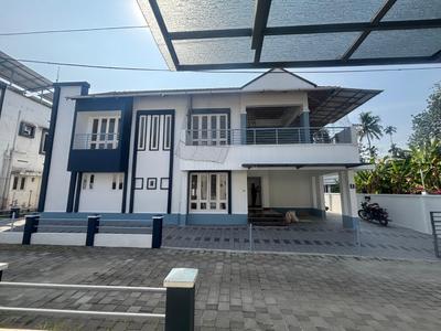 Image of 2350 Sq.ft 4 BHK Villa for sale in Cheranalloor, Kochi for Rs. 20000000