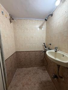 Bathroom Image of 610 Sq.ft 1 BHK Apartment / Flat for rent in Abrol Krishna Utsav, Malad West Mumbai for Rs. 37000