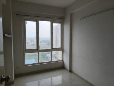 Bedroom Image of 1050 Sq.ft 3 BHK Apartment / Flat for sale in Signature Global The Millennia, Sector 37D Gurgaon for Rs. 8100000