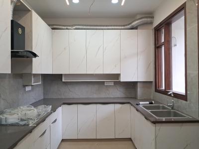 Kitchen Image of 1800 Sq.ft 3 BHK Builder Floor for sale in Paschim Vihar New Delhi for Rs. 39900000