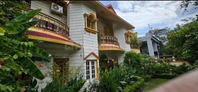 Image of 12000 Sq.ft 12 BHK Independent House for sale in Gomti Nagar, Lucknow for Rs. 105000000
