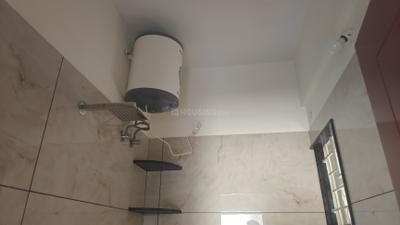 Bathroom Image of 510 Sq.ft 1 BHK Builder Floor for rent in Singasandra Bengaluru for Rs. 25000