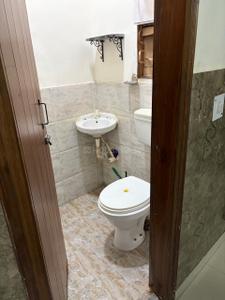 Image of 350 Sq.ft 1 RK Builder Floor for rent in Mahavir Apartment, Sector 29, Noida for Rs. 14525