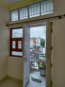 Bedroom Image of 1200 Sq.ft 3 BHK Apartment / Flat for rent in Swaraj Homes Sukhdev Vihar Pocket A, Sukhdev Vihar New Delhi for Rs. 45000
