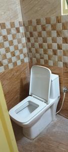 Bathroom Image of 1600 Sq.ft 3 BHK Apartment / Flat for rent in Akshayam VGP Selva Nagar, Velachery Chennai for Rs. 30000