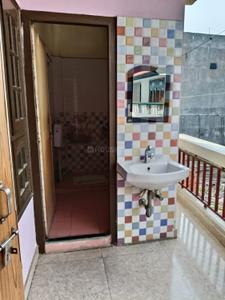 Bathroom Image of 1300 Sq.ft 1 BHK Builder Floor for rent in Chilmapur Gorakhpur for Rs. 6500