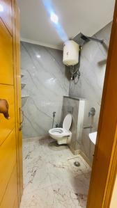 Bathroom Image of 900 Sq.ft 2 BHK Builder Floor for rent in Chhattarpur New Delhi for Rs. 22700