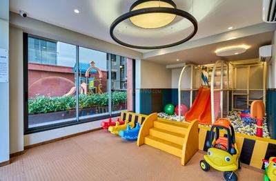 Balcony Image of 2409 Sq.ft 3 BHK Apartment / Flat for sale in Sangini Nirvana, Vesu Surat for Rs. 14454000