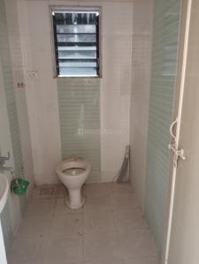 Bathroom Image of 650 Sq.ft 1 BHK Apartment / Flat for rent in Mota Taiwad Valsad for Rs. 3000