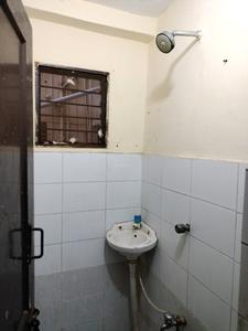 Common Bathroom One Image of 450 Sq.ft 1 BHK Apartment / Flat for sale in Sector 23B Dwarka New Delhi for Rs. 5500000