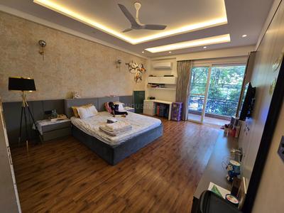 Bedroom Image of 4500 Sq.ft 5 BHK Builder Floor for sale in Big Block South City 2, Sector 49 Gurgaon for Rs. 60000000