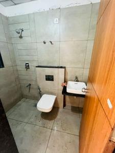Bathroom Image of 1650 Sq.ft 3 BHK Apartment / Flat for rent in Satyam Skyline II, Naranpura Ahmedabad for Rs. 37000
