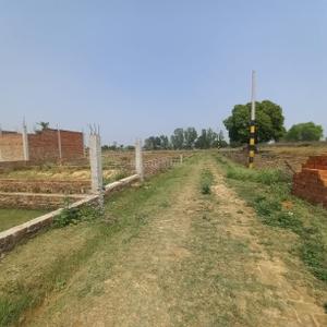 Image of 700 Sq.ft Residential Plot / Land for sale in Murlipur, Lucknow for Rs. 700000