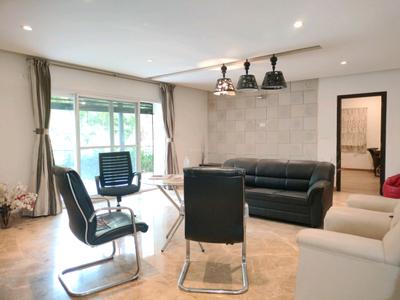 Living Room Image of 2600 Sq.ft 3 BHK Apartment / Flat for sale in BTM Layout Bengaluru for Rs. 21300000