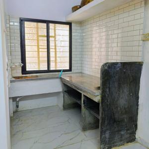 Kitchen Image of 650 Sq.ft 1 BHK Apartment / Flat for rent in Jawaharlal Housing Society Solapur for Rs. 10000