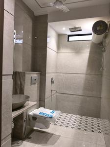 Bedroom One Image of 2700 Sq.ft 4 BHK Builder Floor for rent in Sector 57 Gurgaon for Rs. 70000