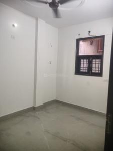 Bedroom Image of 450 Sq.ft 1 BHK Builder Floor for rent in Shalimar Bagh New Delhi for Rs. 16500