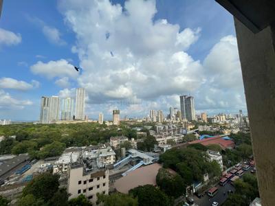 Balcony Image of NOT PG - 1 master bedroom for 1 female flatmate in Byculla, Mumbai