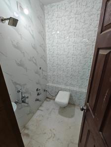 Bathroom Image of 711 Sq.ft 3 BHK Independent House for sale in Jahangirabad Surat for Rs. 10500000