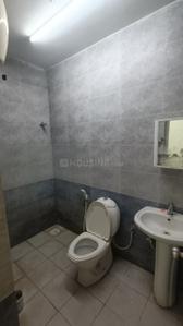 Bathroom Image of 1170 Sq.ft 2 BHK Apartment / Flat for rent in Sandeep Kolimi Heights, Halasuru Bengaluru for Rs. 42000