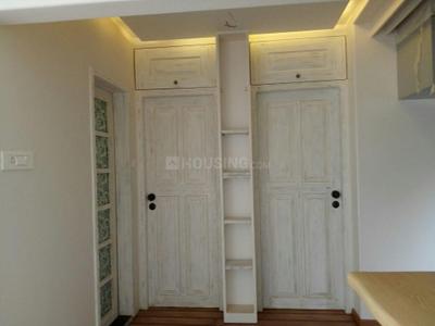 Bedroom Image of 1100 Sq.ft 2 BHK Apartment / Flat for rent in Dhaval Ganga, Bandra West Mumbai for Rs. 225000