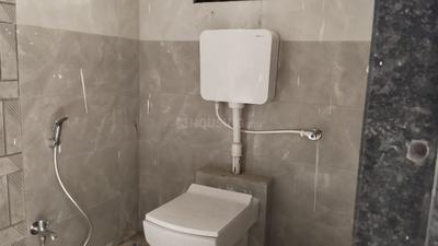 Bathroom Image of 500 Sq.ft 1 BHK Builder Floor for rent in Upper Kharadi Pune for Rs. 21000