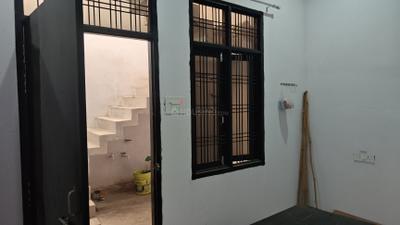 Living Room Image of 200 Sq.ft 1 BHK Independent House for rent in Gadia Barabanki for Rs. 4000