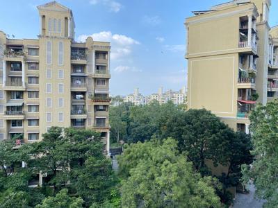 Image of 3125 Sq.ft 3.5 BHK Apartment / Flat for rent in Kondhwa, Pune for Rs. 50000