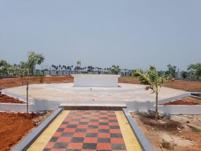 Image of 1650 Sq.ft Residential Plot / Land for sale in The Meadows, Gangur, Vijayawada for Rs. 4026000