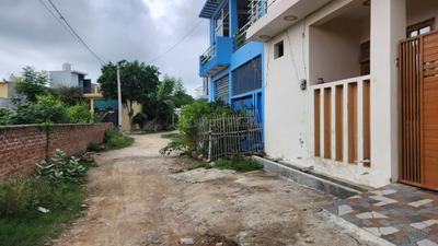 Image of 1107 Sq.ft Residential Plot / Land for sale in Amna Park View Apartments, Alambagh, Lucknow for Rs. 730000