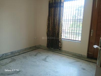 Bedroom Image of 1600 Sq.ft 3 BHK Builder Floor for rent in Palam Vihar Gurgaon for Rs. 37000