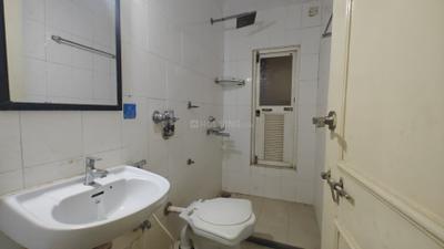 Bathroom Image of 600 Sq.ft 1 BHK Apartment / Flat for sale in Hiranandani Leonardo, Hiranandani Estate Thane for Rs. 8300000