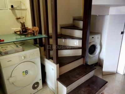 Bathroom Image of 1000 Sq.ft 3 BHK Apartment / Flat for rent in Vile Parle East Mumbai for Rs. 145000