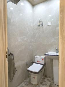 Common Bathroom Image of 1050 Sq.ft 2 BHK Builder Floor for sale in Indirapuram Ghaziabad for Rs. 5800000