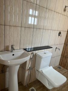 Bathroom Image of 999 Sq.ft 2 BHK Apartment / Flat for sale in Prestige Finsbury Park Hyde, Gummanahalli Bengaluru for Rs. 13000000