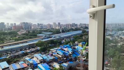 Bedroom Image of 786 Sq.ft 2 BHK Apartment / Flat for sale in Shapoorji Pallonji BKC 28, Bandra East Mumbai for Rs. 31500000