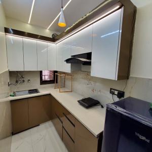 Kitchen Image of 650 Sq.ft 1 BHK Builder Floor for rent in Dwarka Mor New Delhi for Rs. 15000