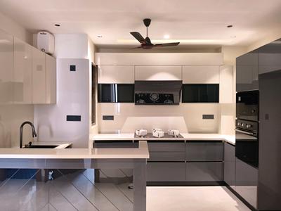Kitchen Image of 2899 Sq.ft 4 BHK Builder Floor for sale in Mayfield Garden Gurgaon for Rs. 32000000