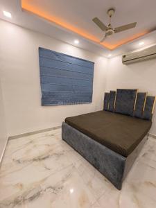 Bedroom Image of 2250 Sq.ft 3 BHK Builder Floor for rent in Block B Gujranwala Town RWA, Gujranwala Town New Delhi for Rs. 70000