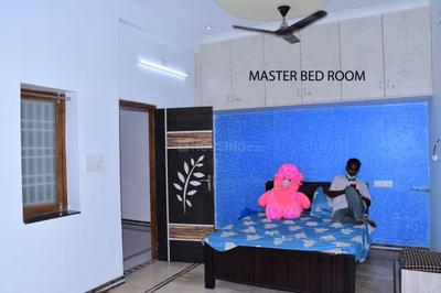Bedroom Image of 2800 Sq.ft 3 BHK Independent House for rent in Alandur Chennai for Rs. 55000
