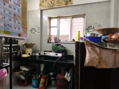 Kitchen Image of 650 Sq.ft 1 BHK Apartment / Flat for rent in Kothrud Pune for Rs. 16000