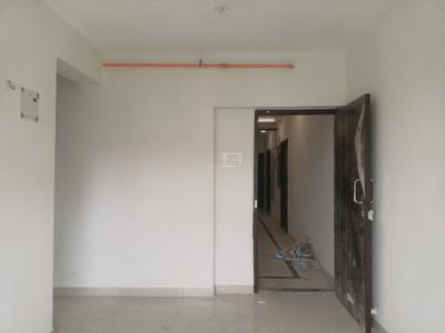 Living Room Image of 910 Sq.ft 2 BHK Apartment / Flat for rent in Presidential Towers, Ghatkopar West Mumbai for Rs. 67000