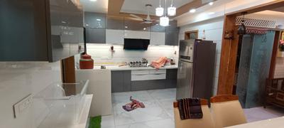 Hall Image of 1300 Sq.ft 3 BHK Apartment / Flat for rent in Yogi Nagar Rajkot for Rs. 32000