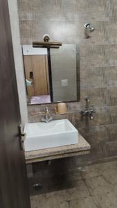 Image of 2100 Sq.ft 2 BHK Apartment / Flat for sale in RWA Dilshad Colony Block E Markets WA, Dilshad Garden, New Delhi for Rs. 16000000